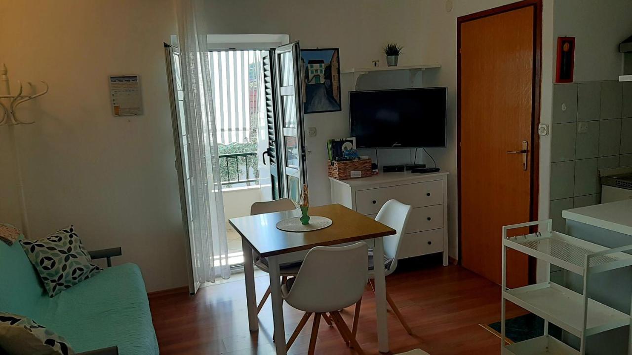 Viktorija Apartments Seget Vranjica Exterior foto